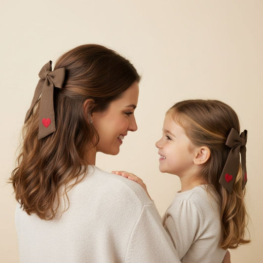 Kalp Nakışlı Kahverengi Anne-Kız Tokası