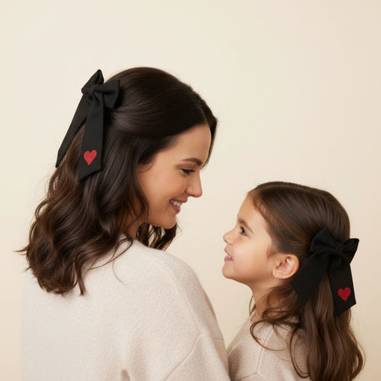 Kalp Nakışlı Siyah Anne-Kız Tokası